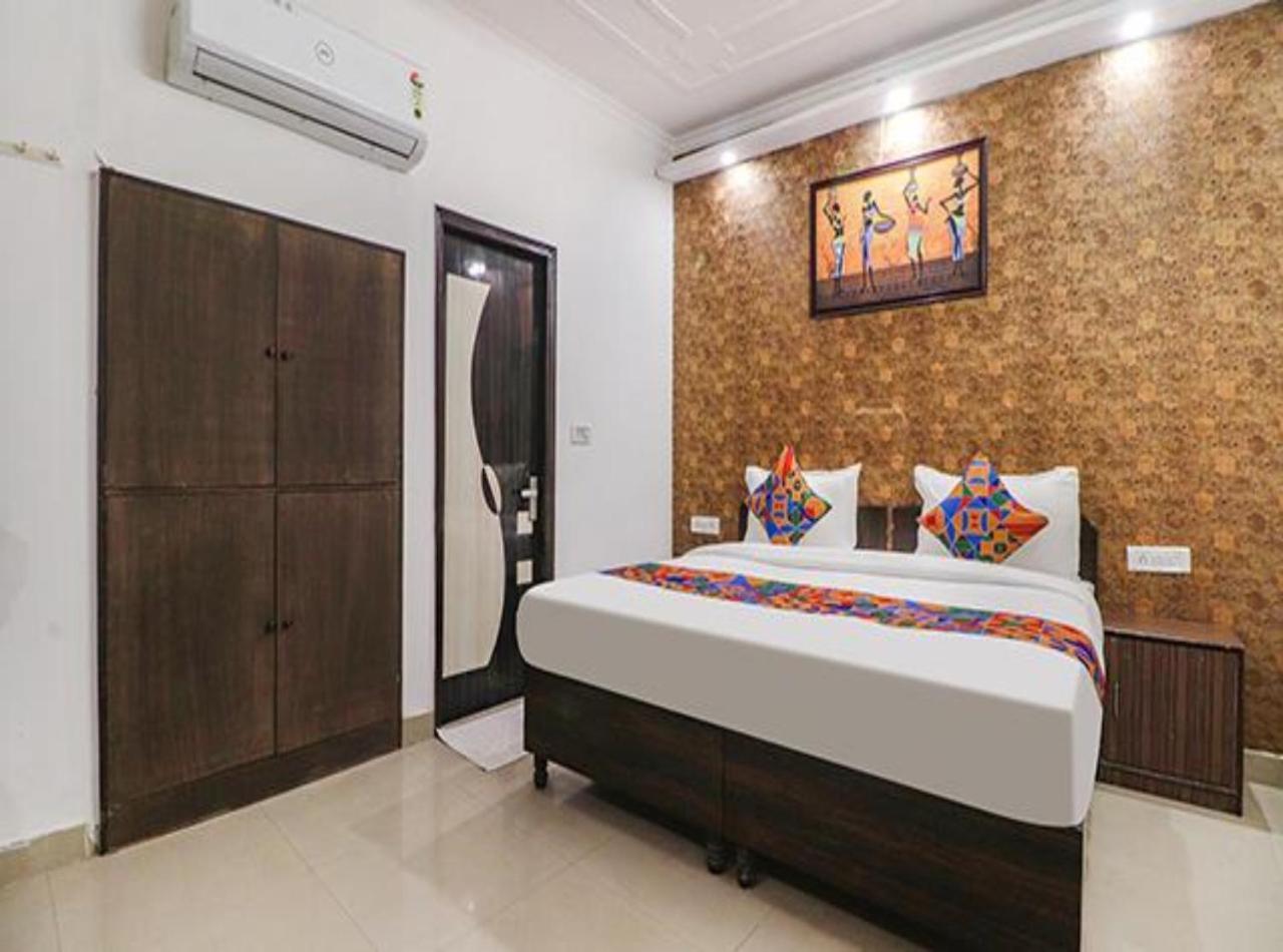 ניו דלהי Hotel Vijaydeep Palace Near Delhi Airport מראה חיצוני תמונה
